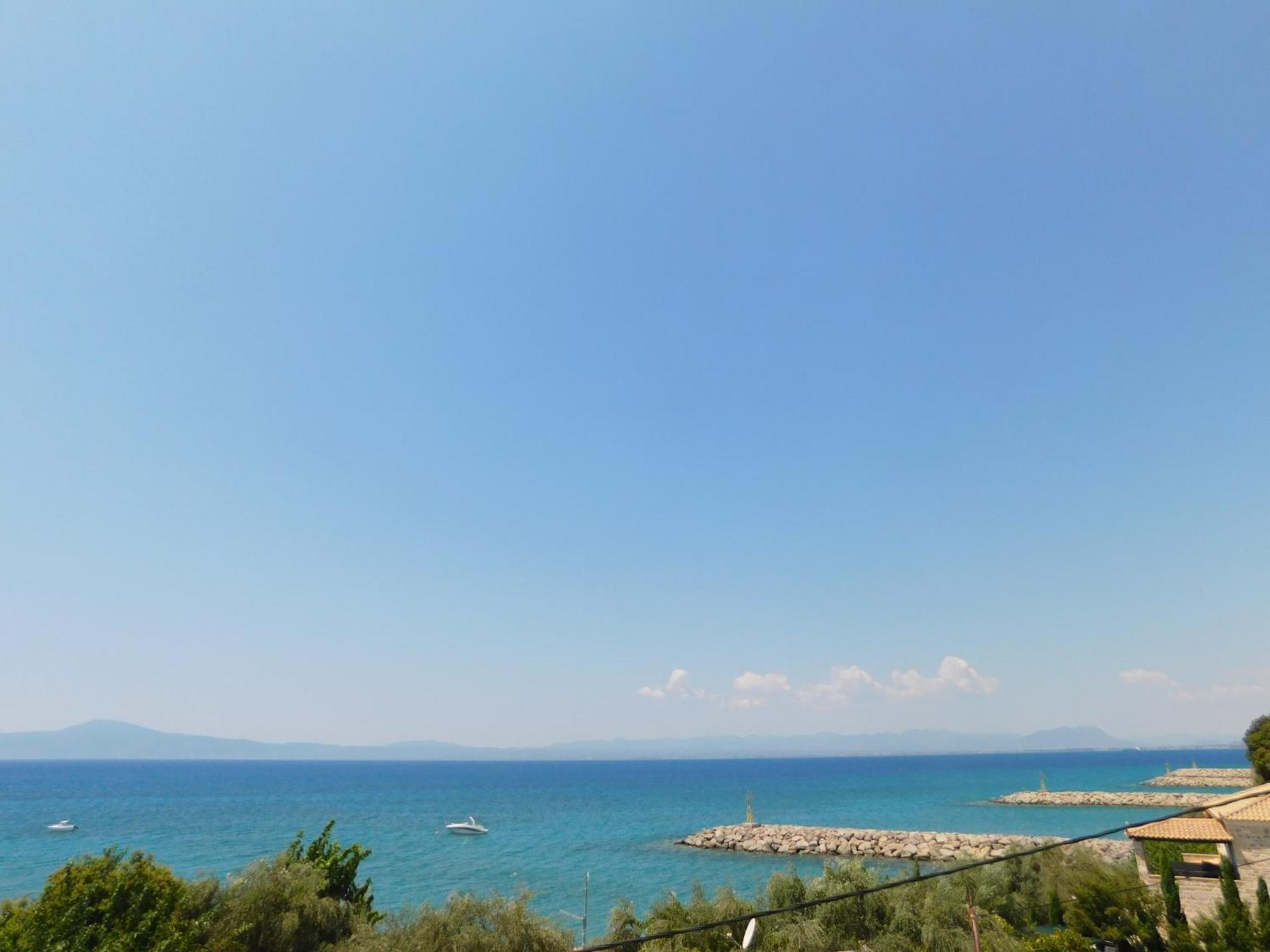 Marina'S Sea Home Kalamata Bagian luar foto