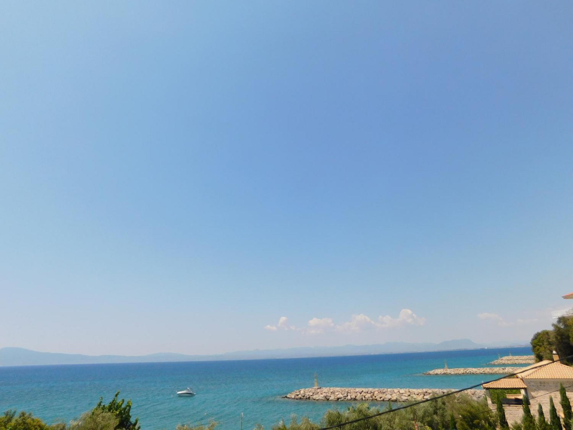 Marina'S Sea Home Kalamata Bagian luar foto